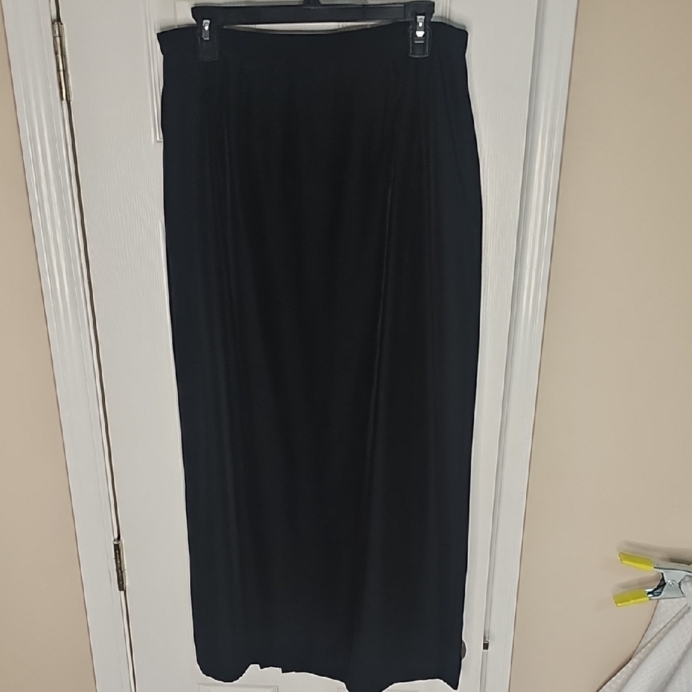 Doncaster Classic Black‎ Maxi Skirt NWOT